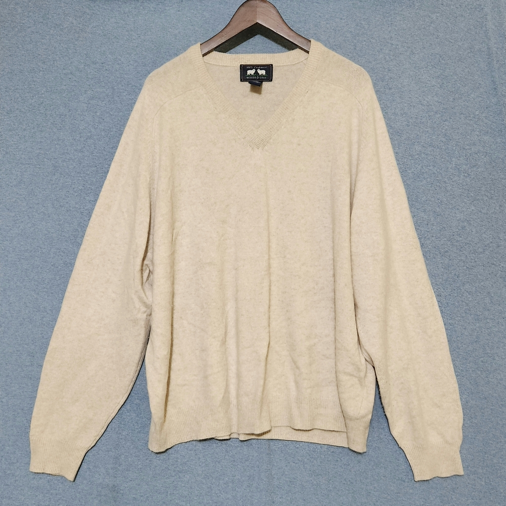 Woods & Gray Beige V-Neck 100% Cashmere Sweater
